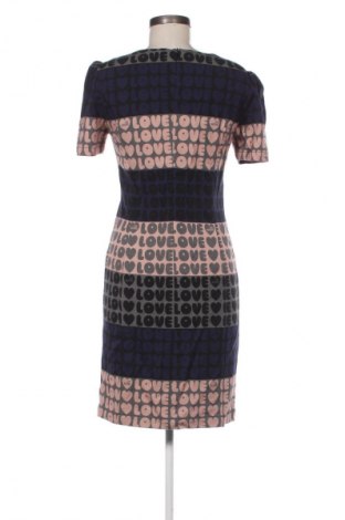 Рокля Love Moschino, Размер M, Цвят Многоцветен, Цена 56,24 €