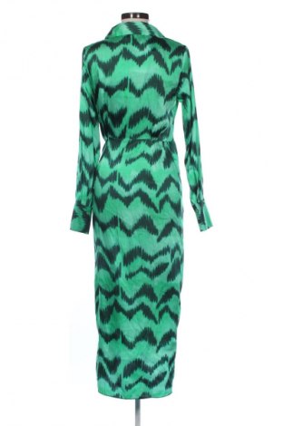 Рокля Mango, Размер S, Цвят Многоцветен, Цена 55,00 €