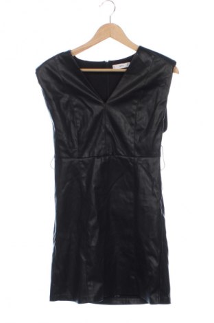 Рокля Mango, Размер M, Цвят Черен, Цена 17,00 €