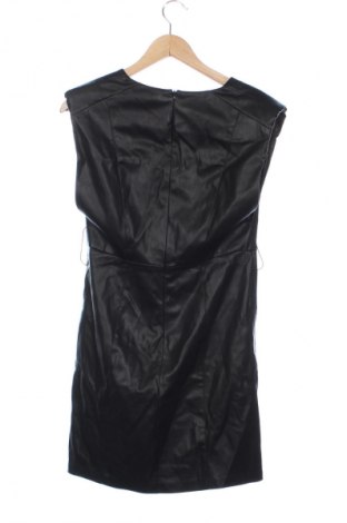 Рокля Mango, Размер M, Цвят Черен, Цена 17,00 €