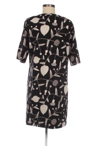 Рокля Marimekko, Размер XL, Цвят Многоцветен, Цена 66,00 €