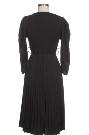 Šaty  NEW COLLECTION, Veľkosť M, Farba Čierna, Cena  13,95 €