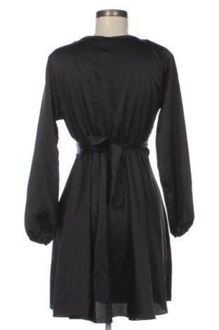 Φόρεμα NEW COLLECTION, Μέγεθος M, Χρώμα Μαύρο, Τιμή 25,00 €