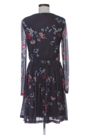 Рокля ONLY, Размер L, Цвят Многоцветен, Цена 7,66 €