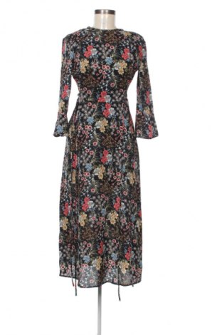 Kleid ONLY, Größe XS, Farbe Mehrfarbig, Preis 9,99 €