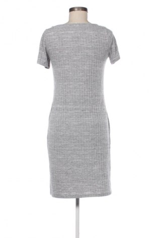 Рокля Pimkie, Размер M, Цвят Сив, Цена 9,20 €