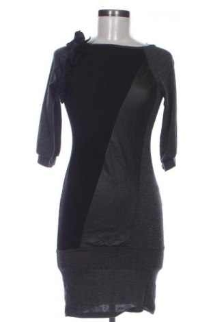 Sukienka Pole & Pole, Rozmiar XS, Kolor Czarny, Cena 107,17 zł