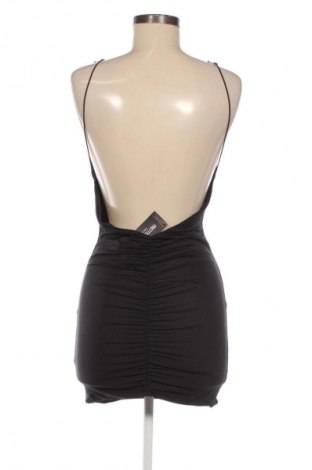 Kleid Pretty Little Thing, Größe M, Farbe Schwarz, Preis € 13,99