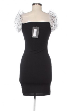 Kleid Pretty Little Thing, Größe S, Farbe Mehrfarbig, Preis 26,58 €