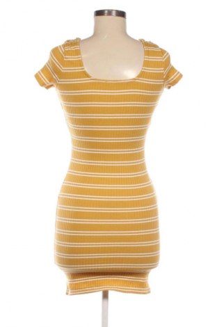 Рокля Primark, Размер S, Цвят Многоцветен, Цена 8,18 €