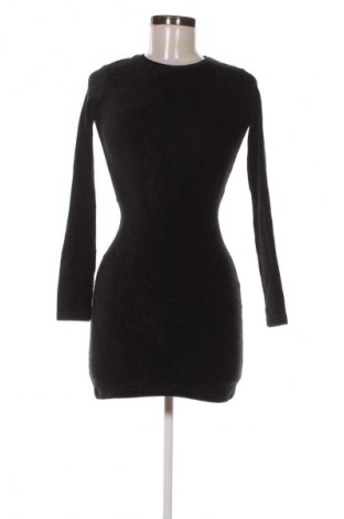 Sukienka Pull&Bear, Rozmiar XS, Kolor Czarny, Cena 22,99 zł