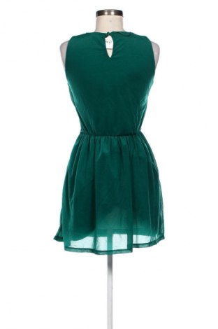 Ruha Pull&Bear, Méret M, Szín Zöld, Ár 2 649 Ft