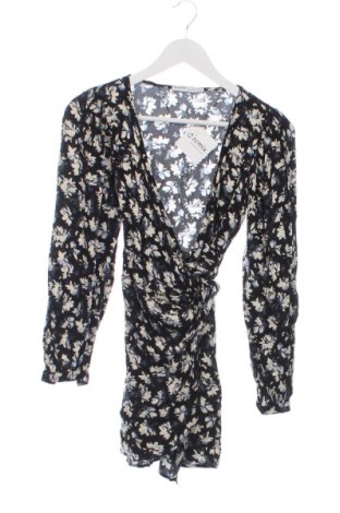 Kleid Pull&Bear, Größe XS, Farbe Mehrfarbig, Preis € 19,95