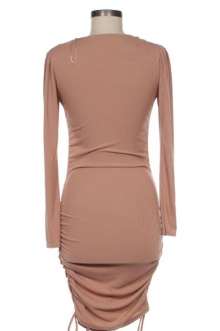 Рокля Quiz, Размер M, Цвят Пепел от рози, Цена 24,44 €