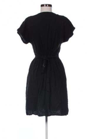 Kleid Reserved, Größe S, Farbe Schwarz, Preis 24,55 €