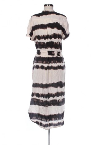 Kleid Reserved, Größe M, Farbe Mehrfarbig, Preis 32,00 €