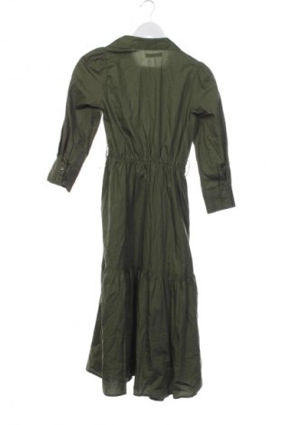 Kleid Reserved, Größe XS, Farbe Grün, Preis 25,00 €