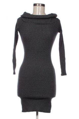 Kleid Reserved, Größe XS, Farbe Mehrfarbig, Preis 19,95 €