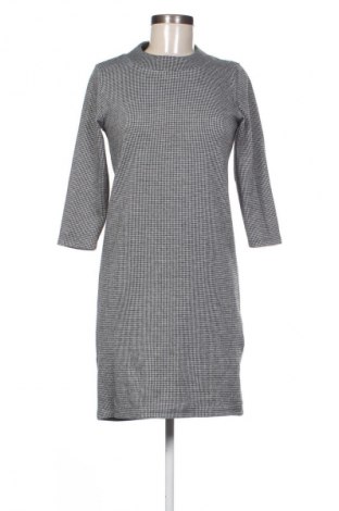 Šaty  Reserved, Velikost S, Barva Vícebarevné, Cena  565,00 Kč