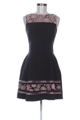 Kleid Rinascimento, Größe M, Farbe Mehrfarbig, Preis 25,99 €