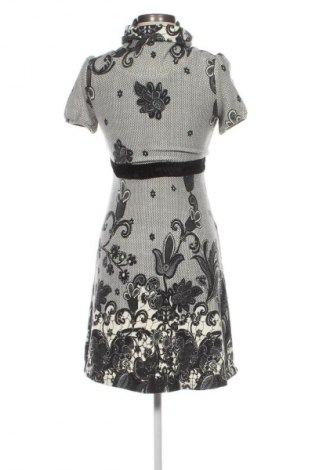 Kleid Rinascimento, Größe M, Farbe Mehrfarbig, Preis € 22,99