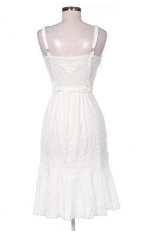 Kleid SHEIN, Größe S, Farbe Weiß, Preis 31,99 €