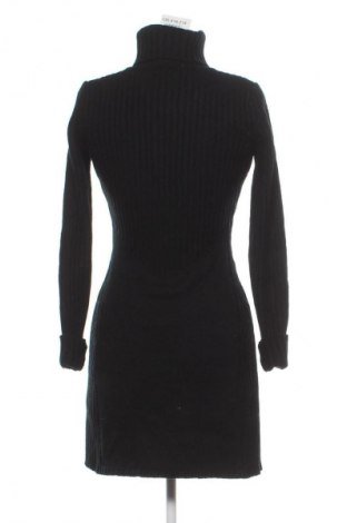 Ruha Sasch, Méret S, Szín Fekete, Ár 4 749 Ft