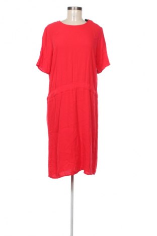 Рокля Selected Femme, Размер M, Цвят Червен, Цена 71,66 €