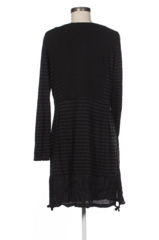 Rochie Simclan, Mărime XL, Culoare Multicolor, Preț 216,74 Lei