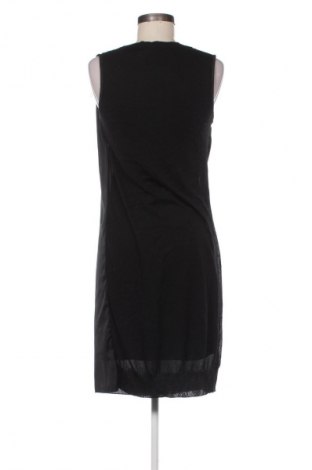 Sukienka Sisters, Rozmiar S, Kolor Czarny, Cena 39,99 zł