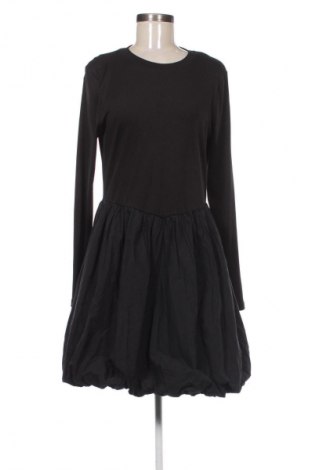 Kleid Sisters Point, Größe L, Farbe Schwarz, Preis € 8,99