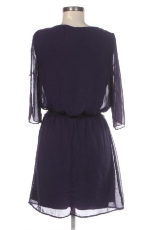 Sukienka Speechless, Rozmiar M, Kolor Fioletowy, Cena 131,57 zł