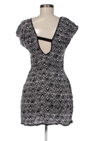 Рокля Stradivarius, Размер S, Цвят Многоцветен, Цена 19,95 €