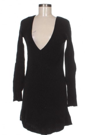 Ruha Unbranded, Méret M, Szín Fekete, Ár 5 469 Ft