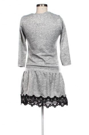 Kleid Unbranded, Größe M, Farbe Grau, Preis € 8,99