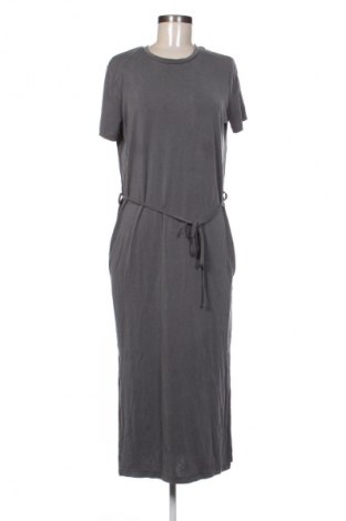 Kleid Unbranded, Größe M, Farbe Grau, Preis 19,97 €