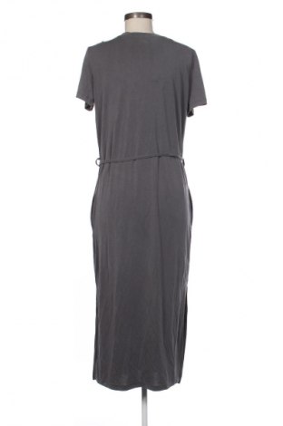 Kleid Unbranded, Größe M, Farbe Grau, Preis 19,97 €