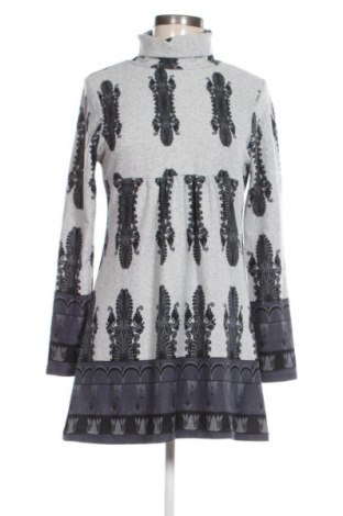 Ruha Unbranded, Méret M, Szín Sokszínű, Ár 3 629 Ft