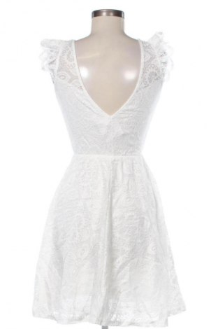 Kleid Unbranded, Größe M, Farbe Weiß, Preis 20,00 €