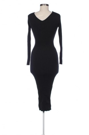 Ruha Unbranded, Méret M, Szín Fekete, Ár 5 829 Ft