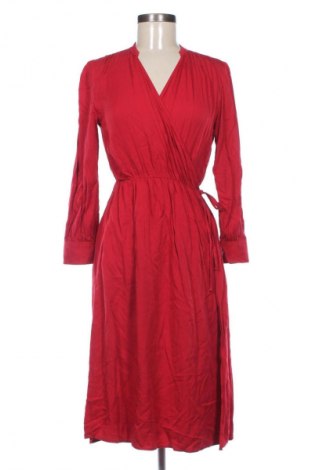 Рокля Uniqlo, Размер S, Цвят Червен, Цена 25,00 €