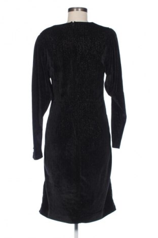 Šaty  Urban Pioneers, Velikost L, Barva Černá, Cena  907,00 Kč