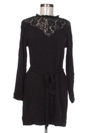 Šaty  VILA, Velikost S, Barva Černá, Cena  391,00 Kč