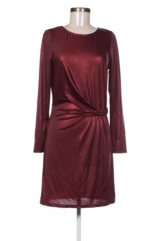 Ruha VILA, Méret M, Szín Piros, Ár 22 727 Ft