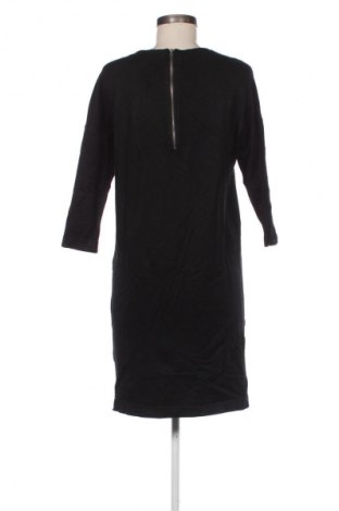 Kleid Vero Moda, Größe M, Farbe Schwarz, Preis 14,00 €