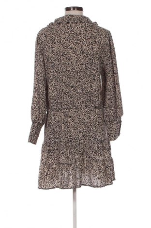 Рокля Zara, Размер L, Цвят Многоцветен, Цена 30,01 €
