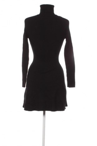 Rochie Zara, Mărime S, Culoare Negru, Preț 73,99 Lei