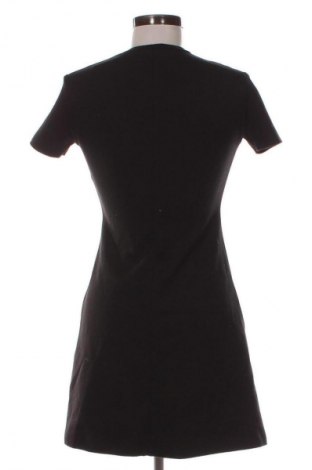 Rochie Zara, Mărime S, Culoare Negru, Preț 73,99 Lei