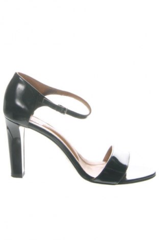 Сандали Gino Rossi, Размер 40, Цвят Черен, Цена 39,00 €