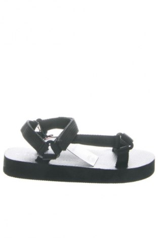 Sandalen Sinsay, Größe 37, Farbe Schwarz, Preis 31,73 €